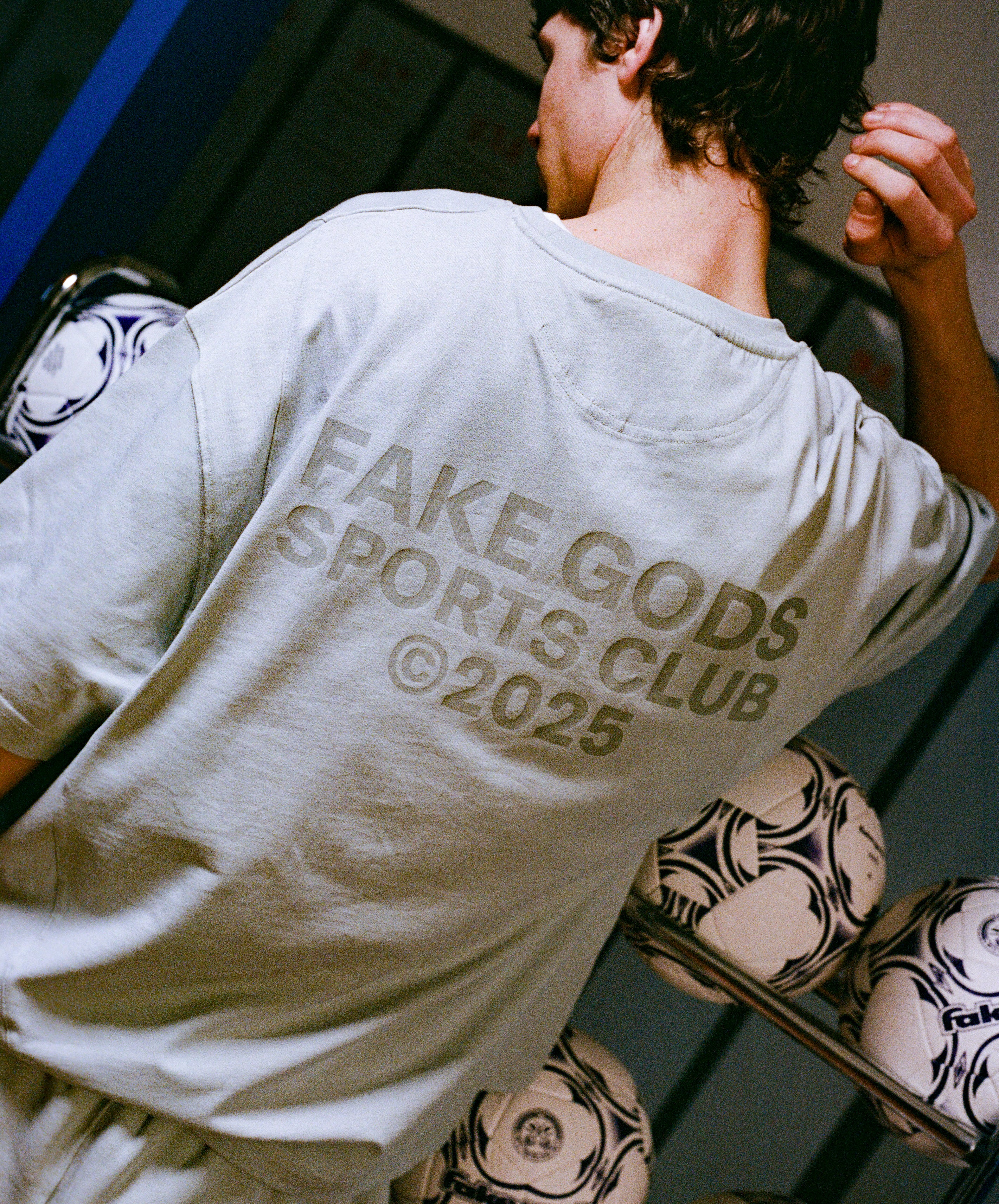 PERFORMANCE SPORTS TEE GREY