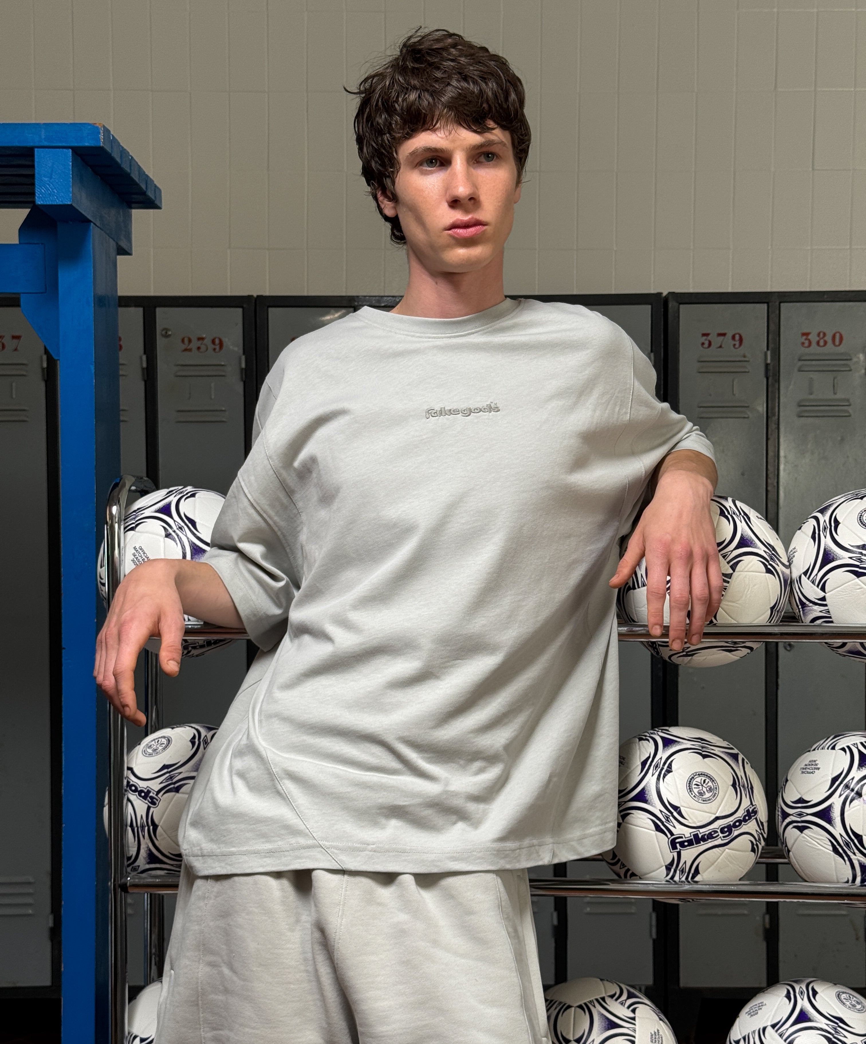 PERFORMANCE SPORTS TEE GREY
