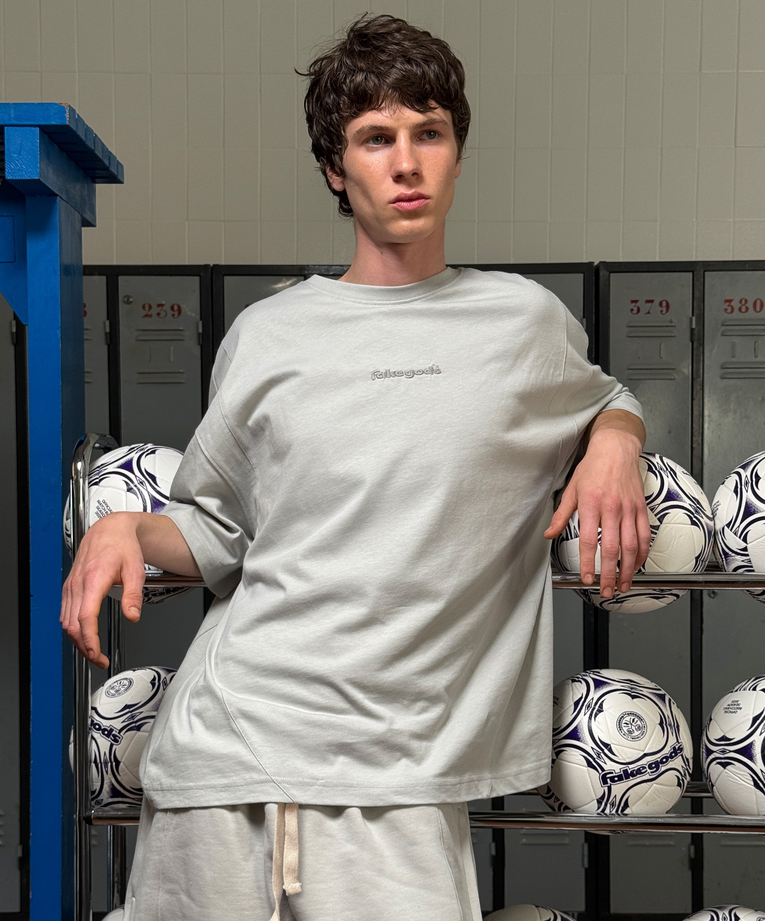 PERFORMANCE SPORTS TEE GREY