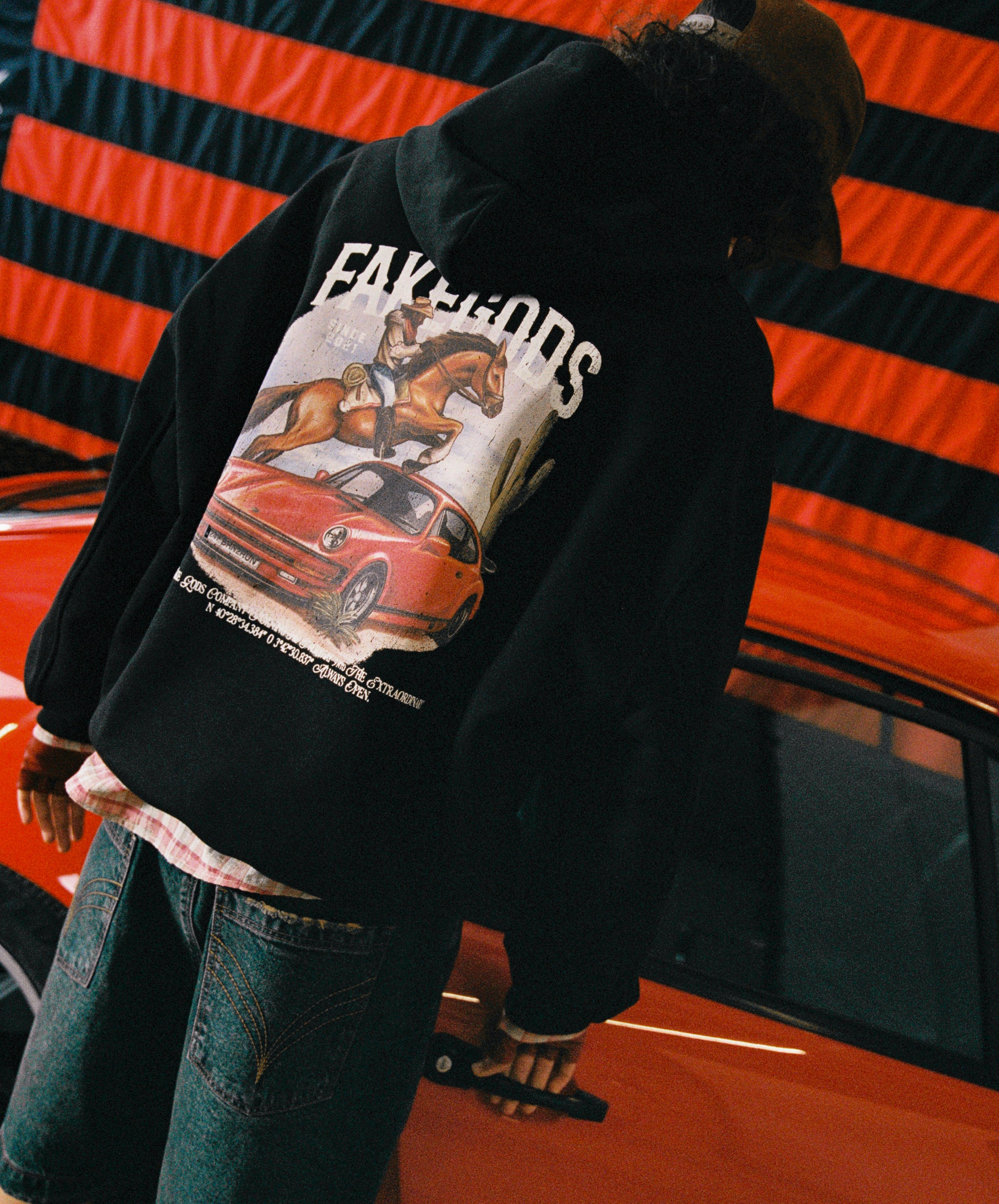 HORSE-CAR HOODIE BLACK