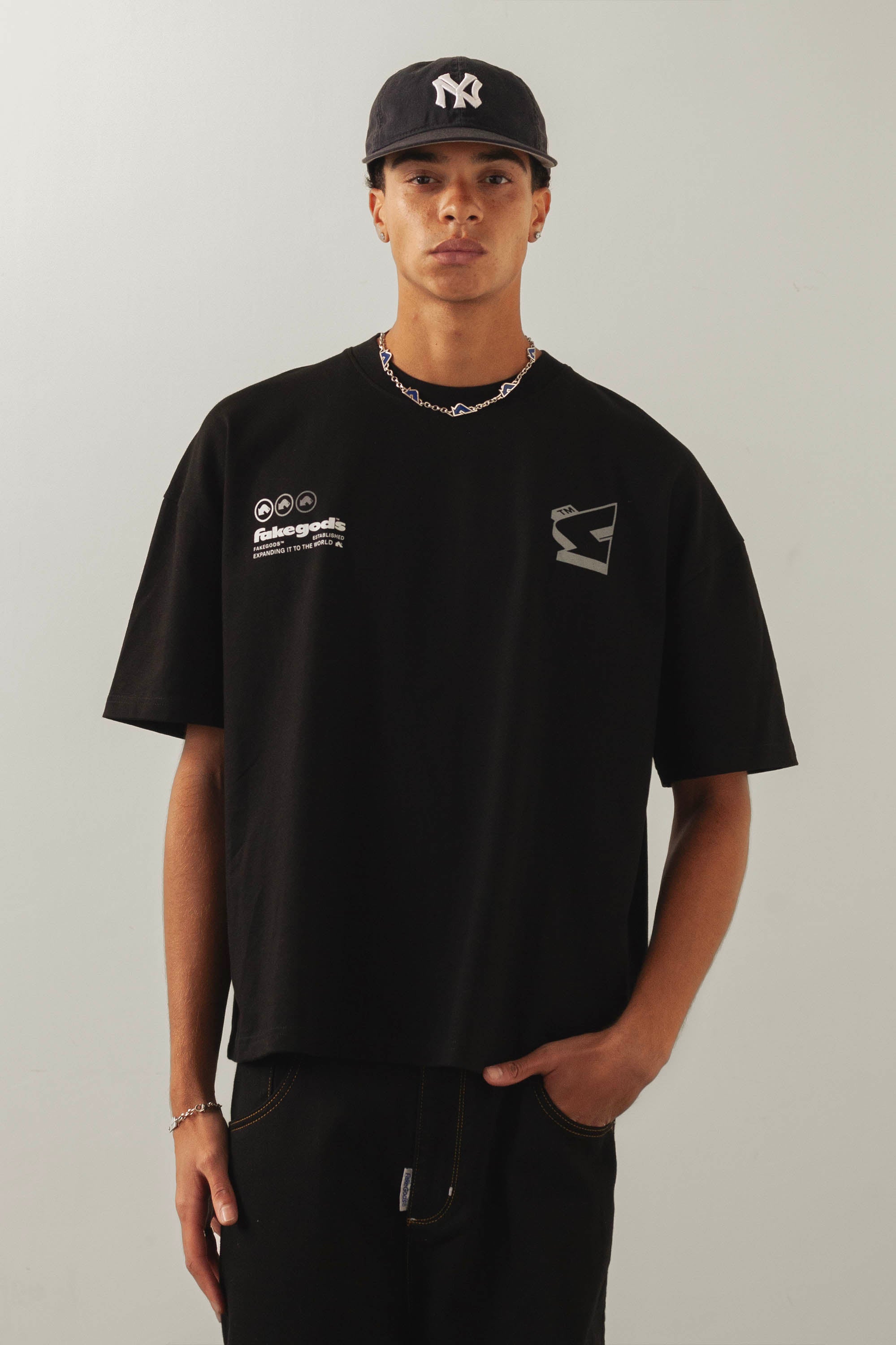 TM TEE BLACK