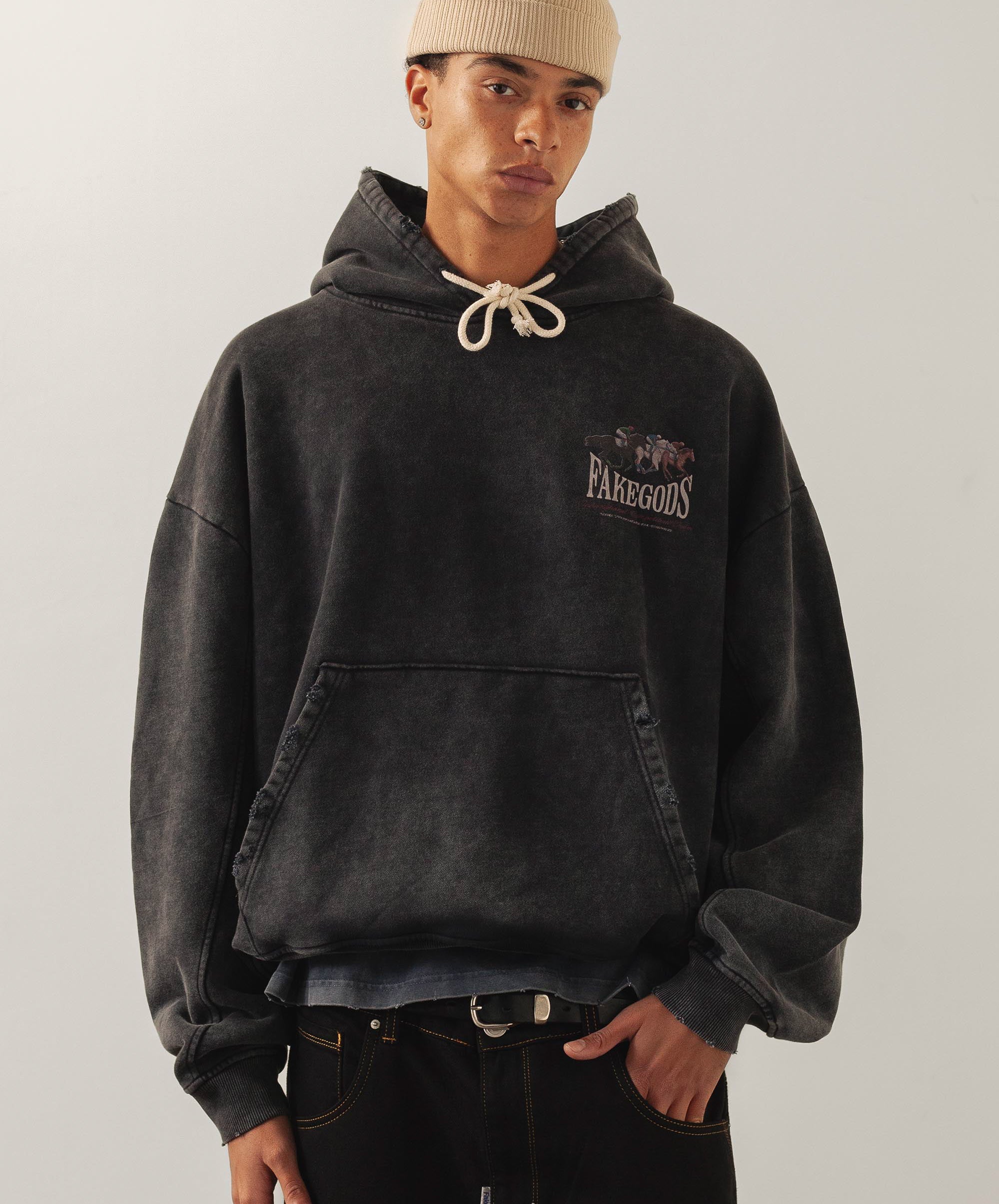 HORSE RACE HOODIE DARK GREY