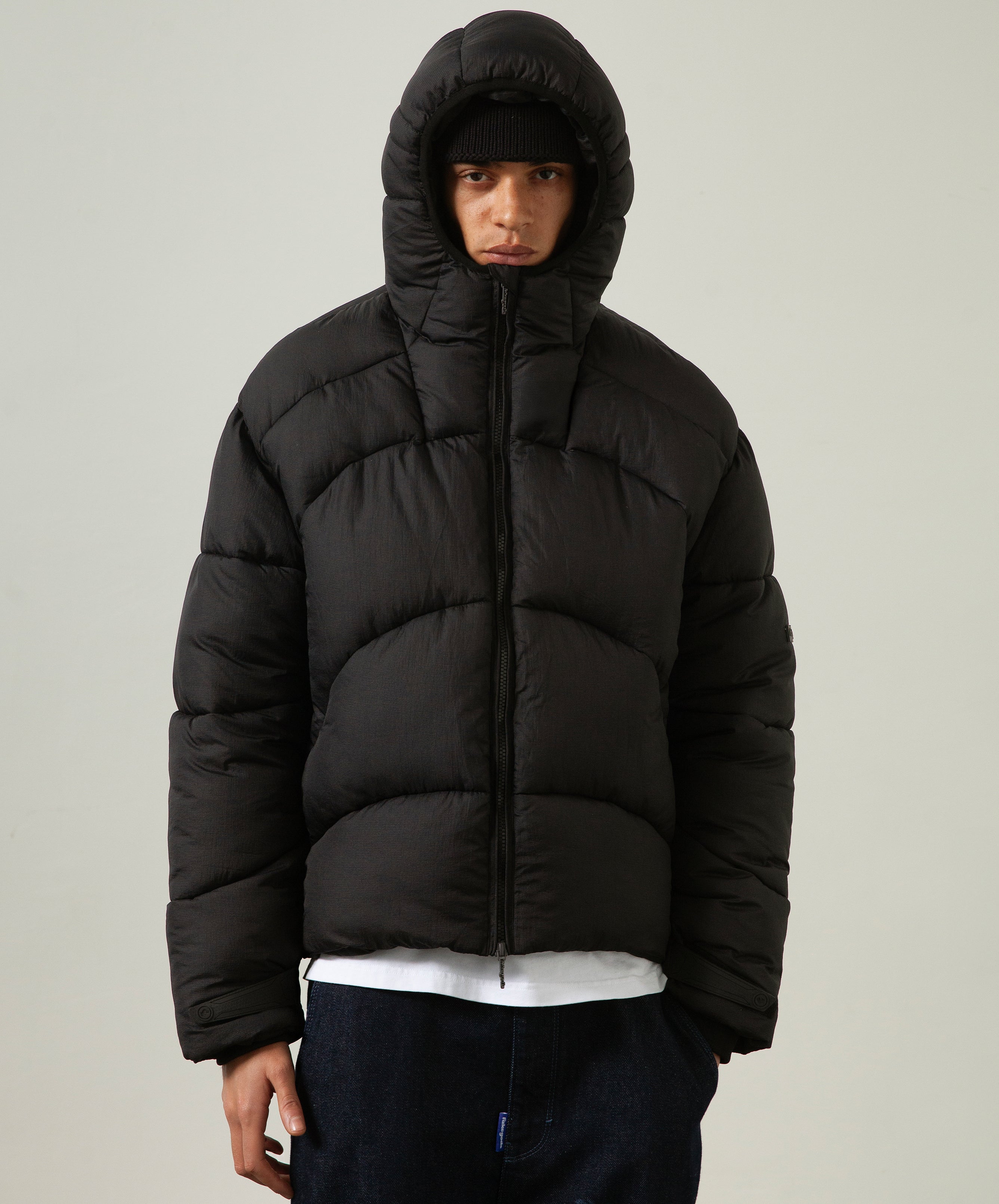 TM PUFFER BLACK