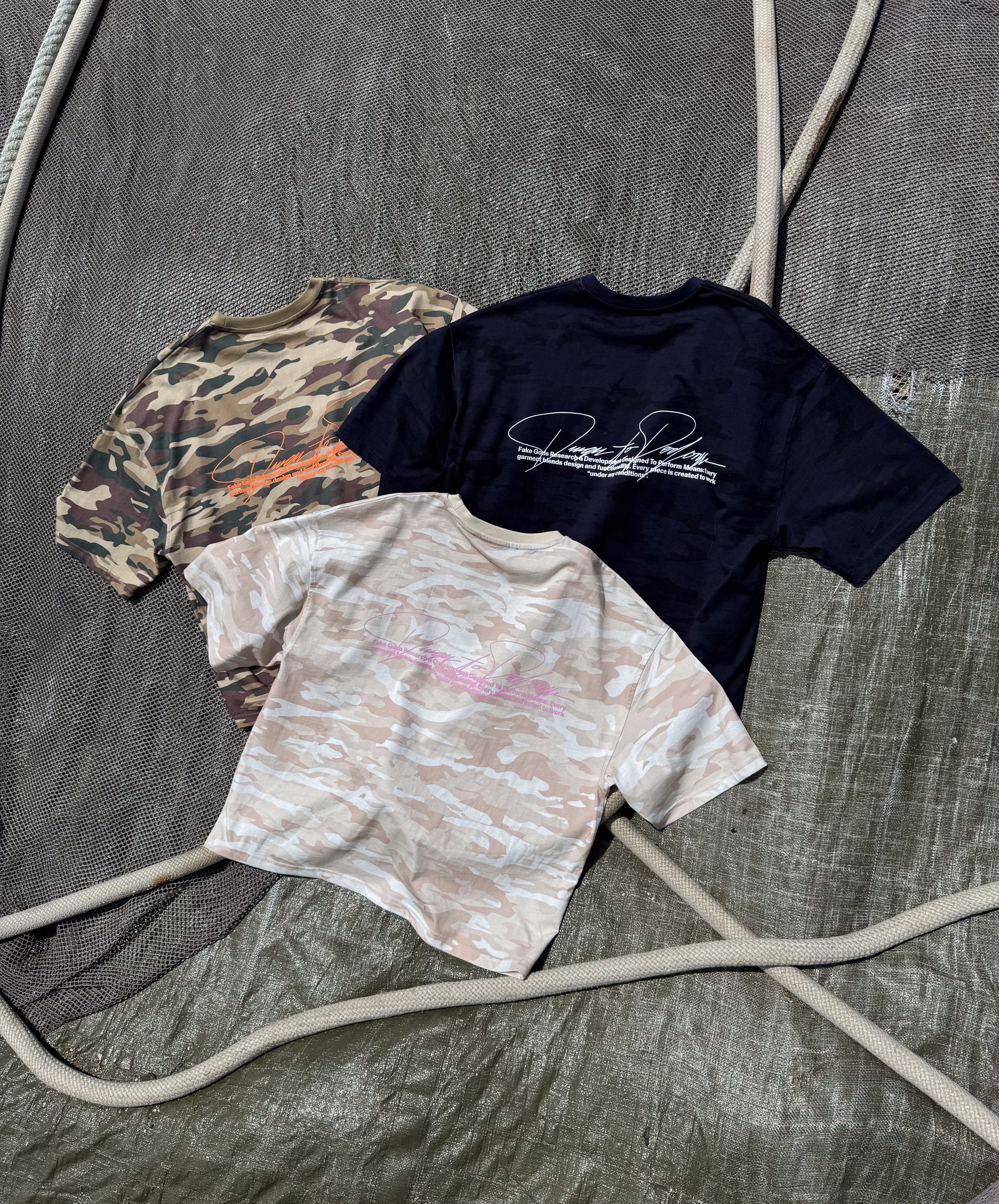 CAMOUFLAGE TEE NAVY