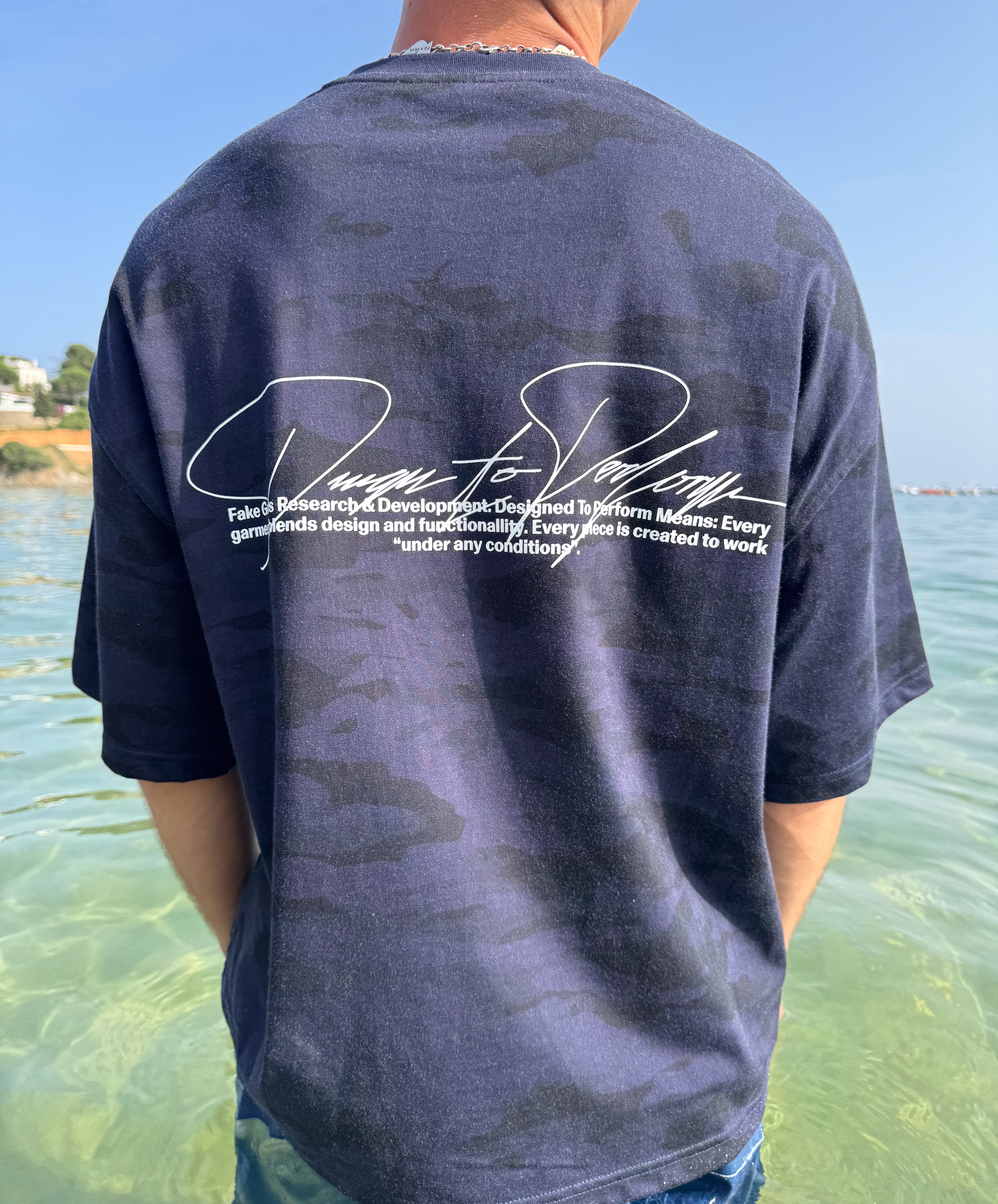 CAMOUFLAGE TEE NAVY