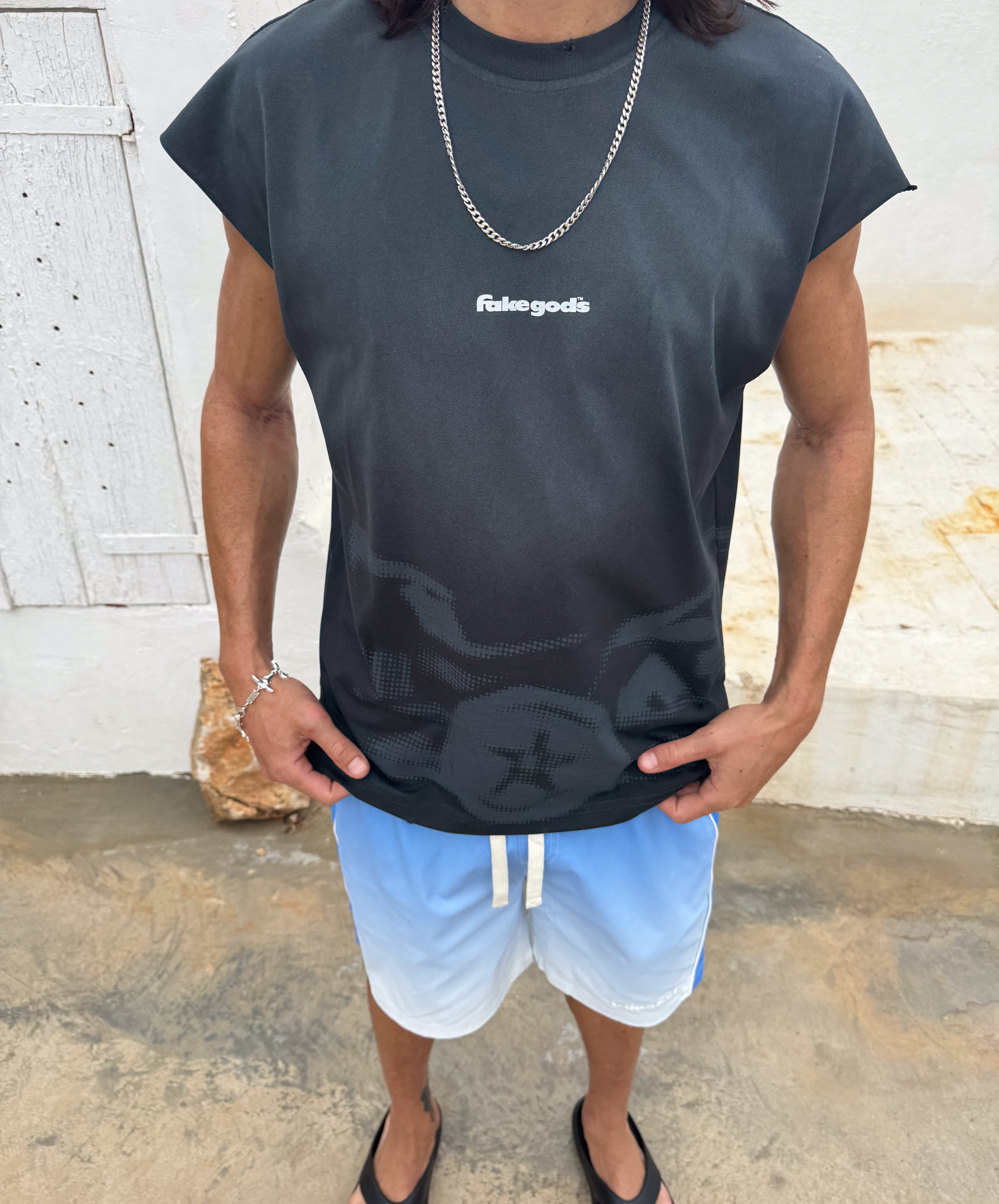 GRAND PRIX SUNFADED SLEEVELESS BLACK