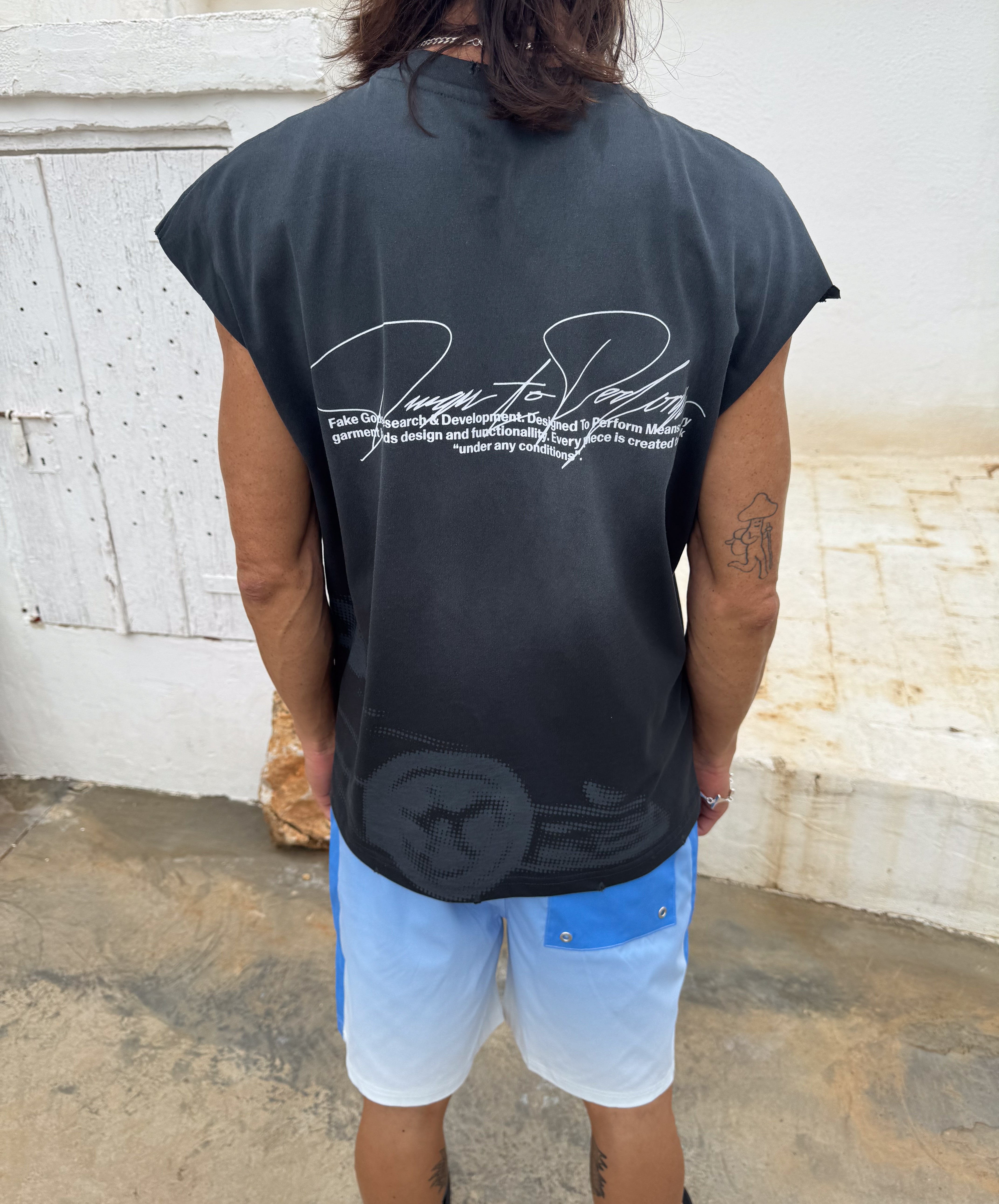 GRAND PRIX SUNFADED SLEEVELESS BLACK