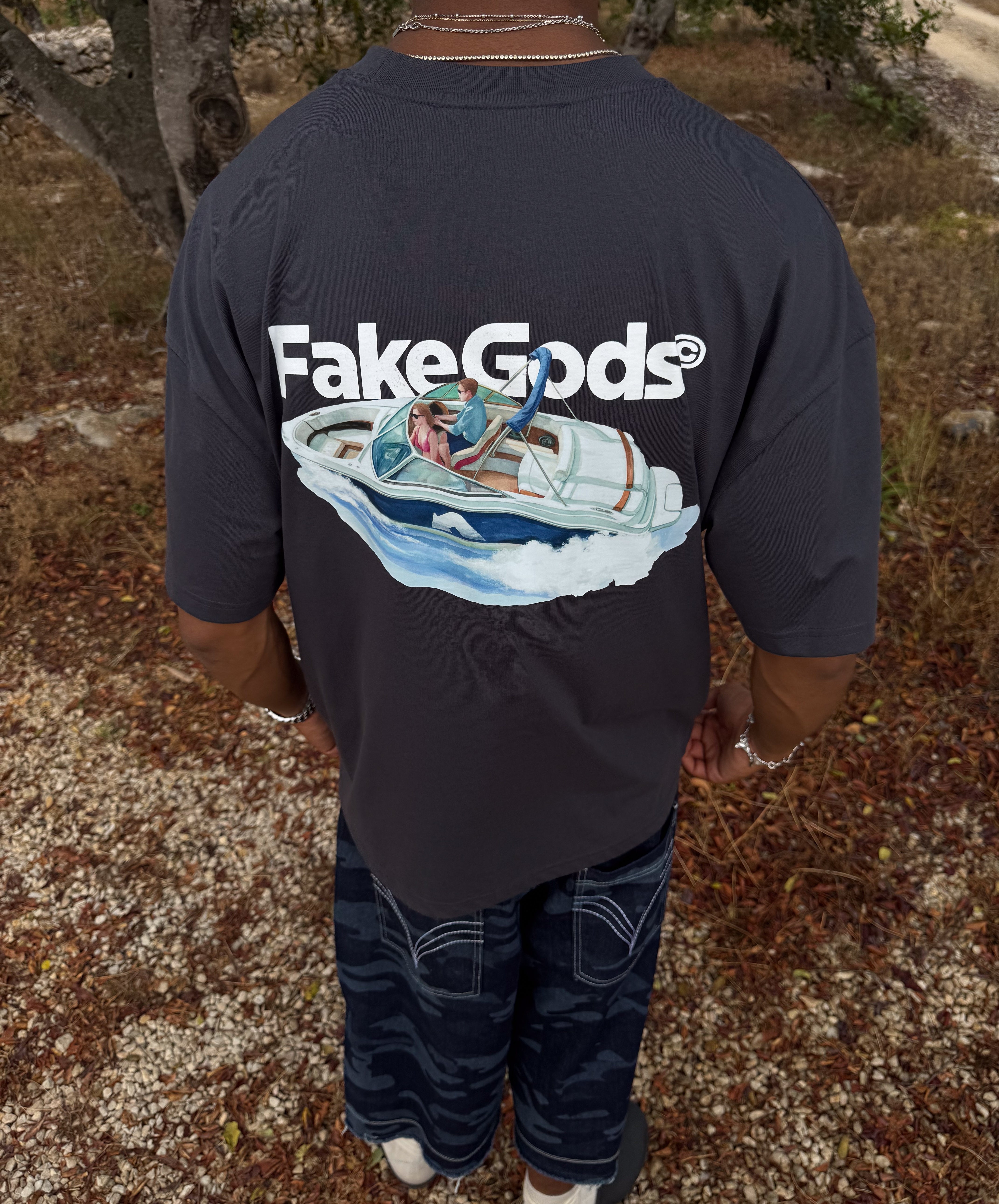 YACHT TEE DARK GREY