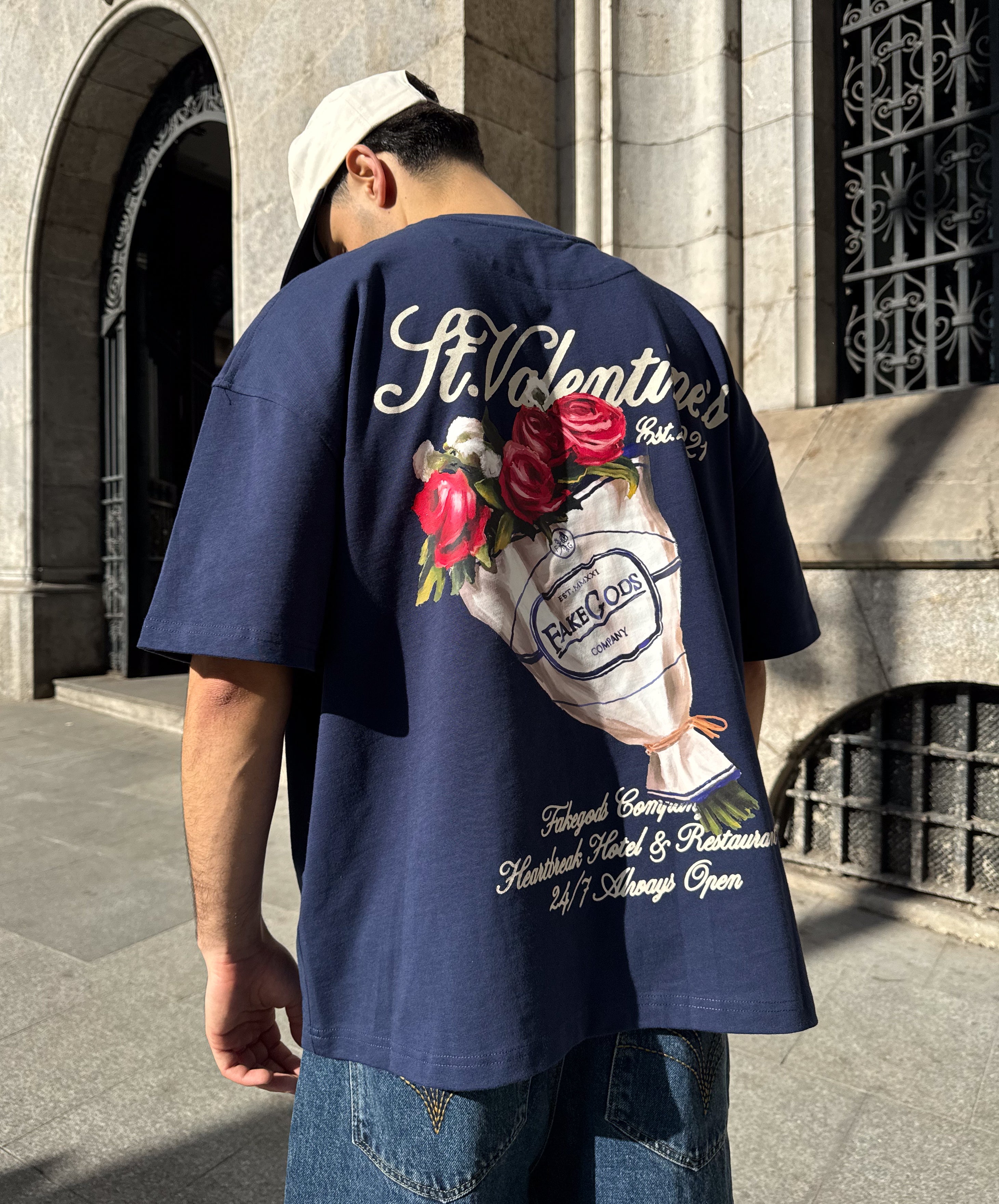 ROSE BOUQUET TEE NAVY