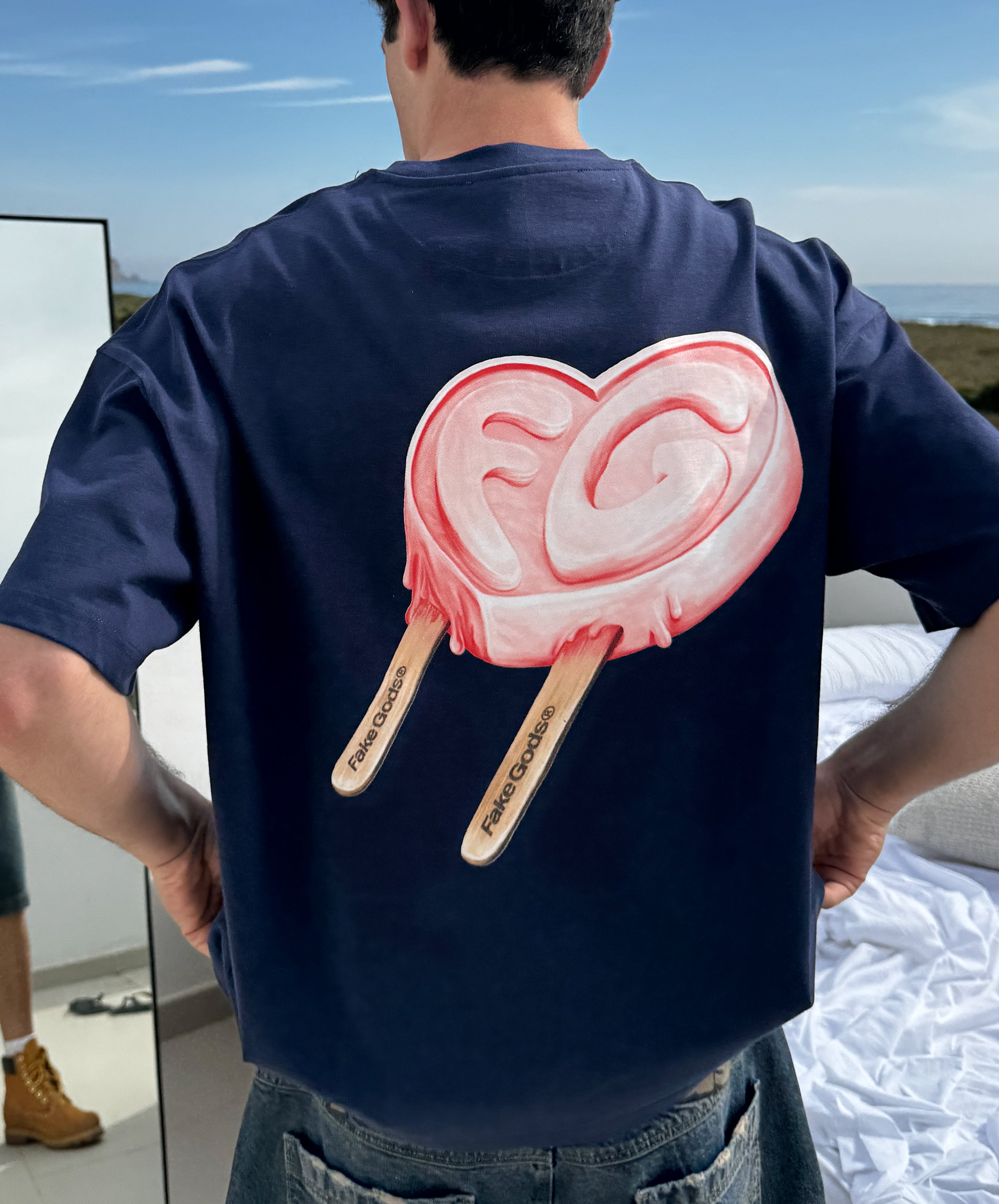 ICED HEART TEE NAVY