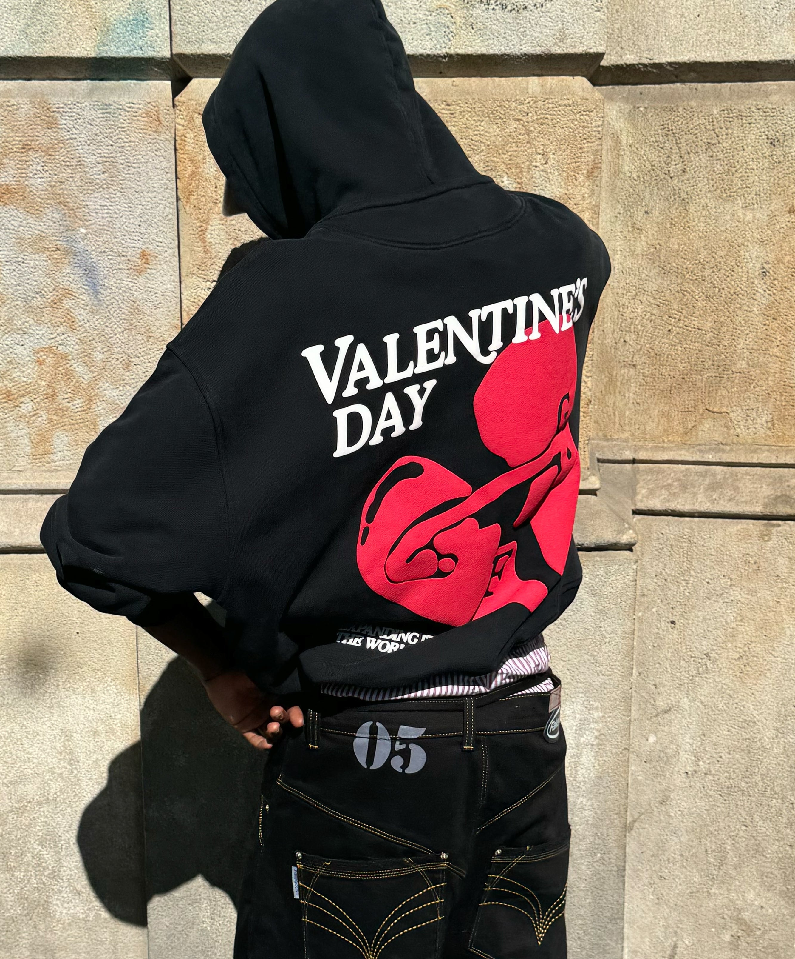 VALENTINE'S HOODIE BLACK