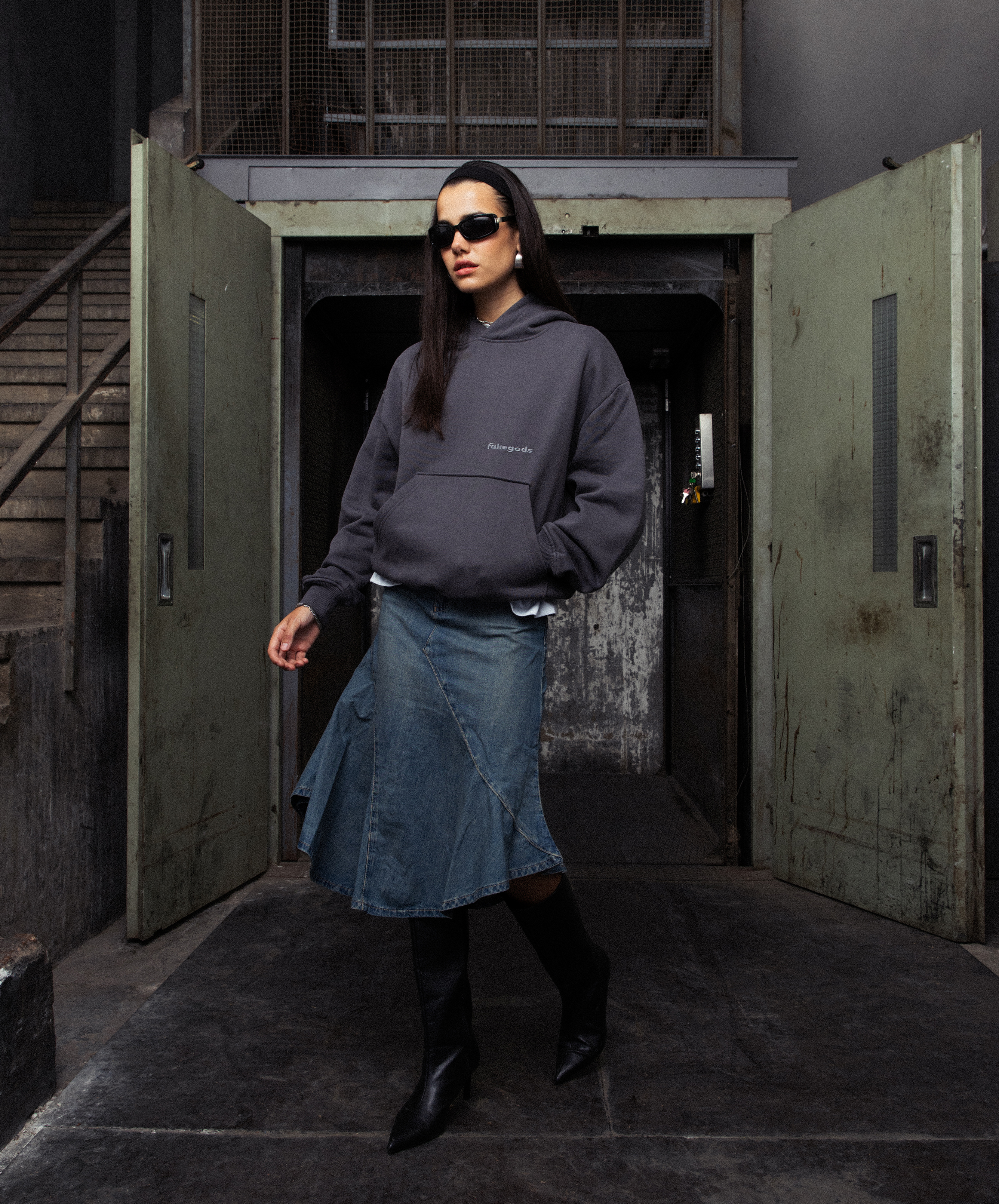 FG SCHOOL USA HOODIE DARK GREY