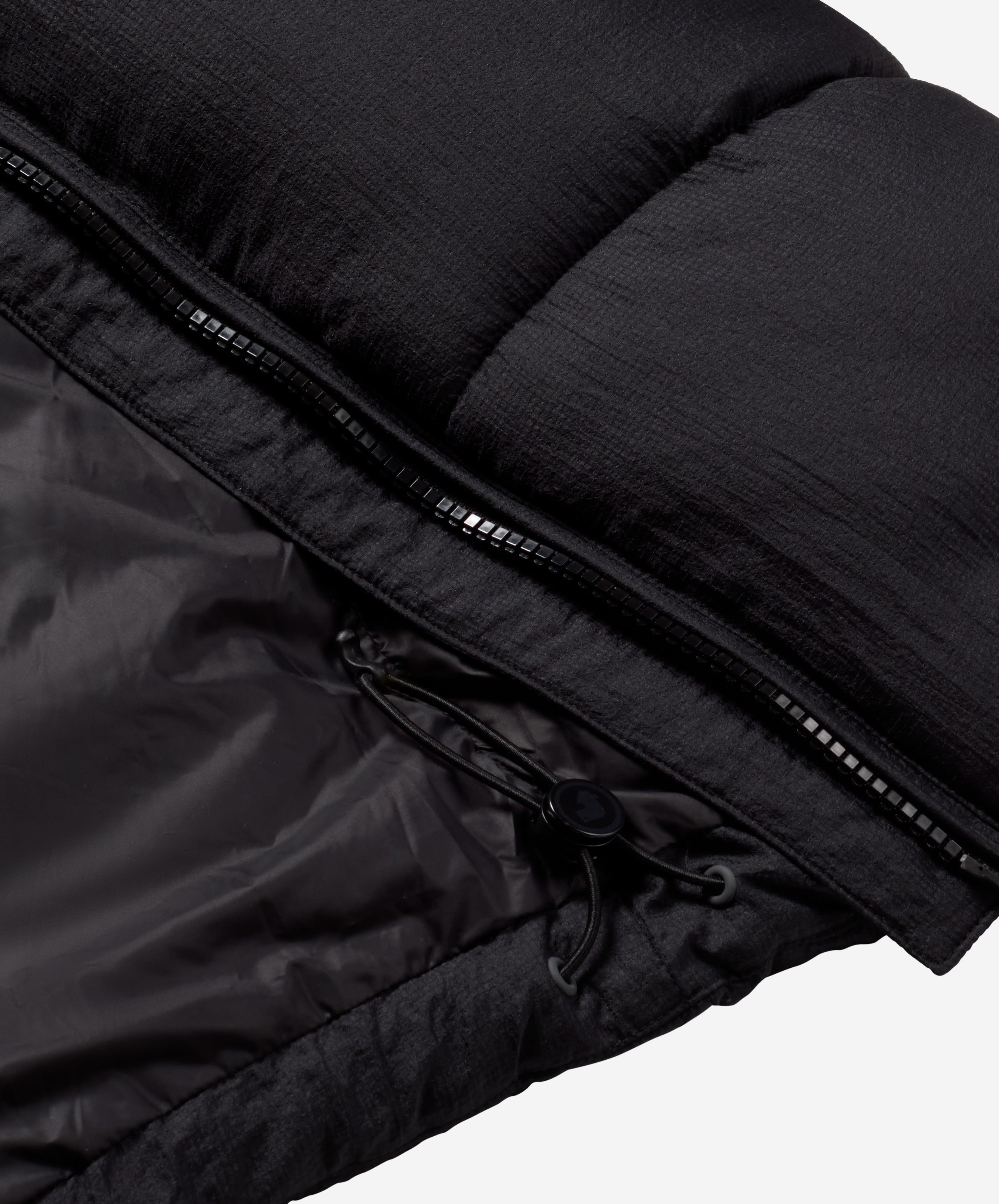 TM PUFFER BLACK