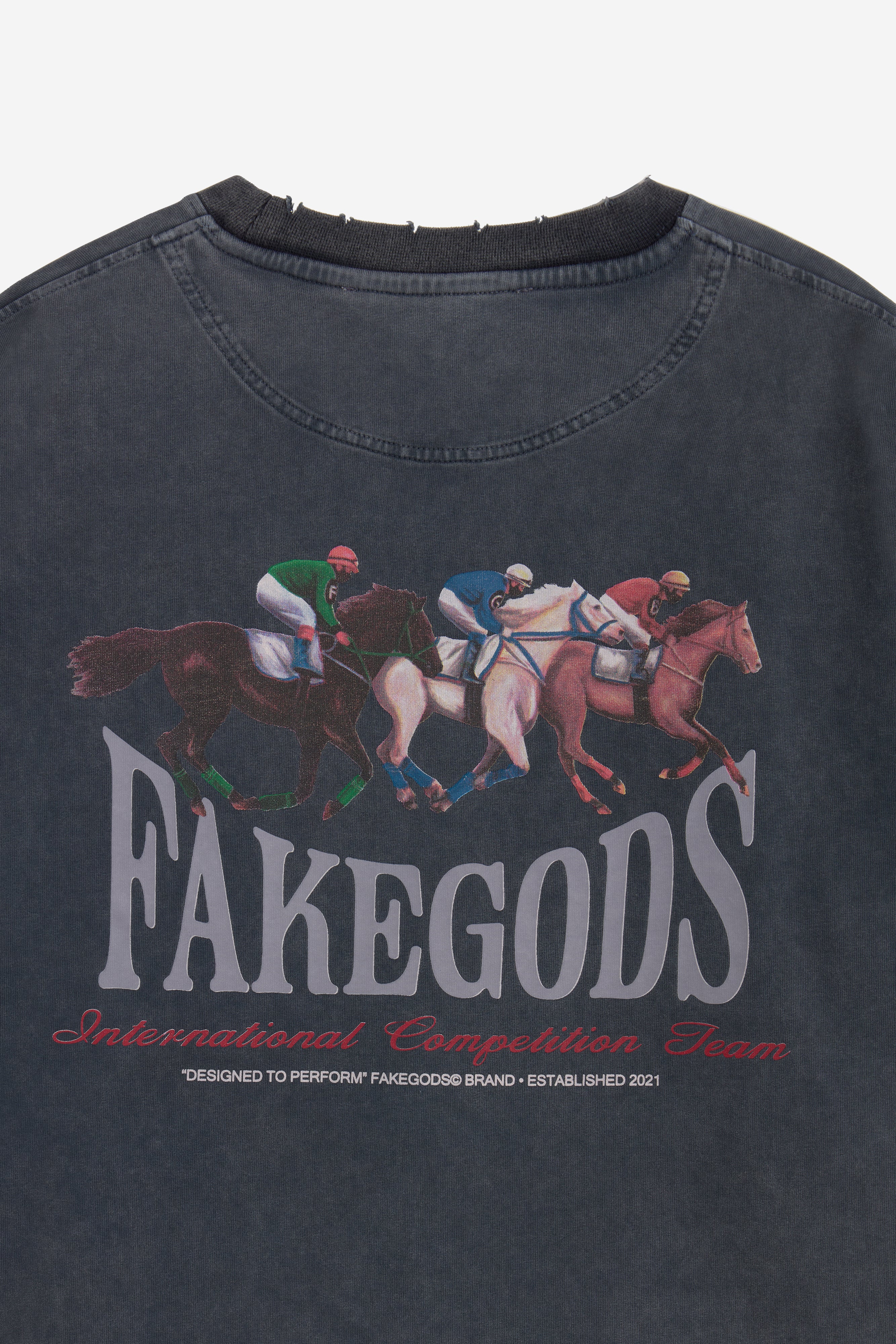 HORSE RACE TEE DARK GREY