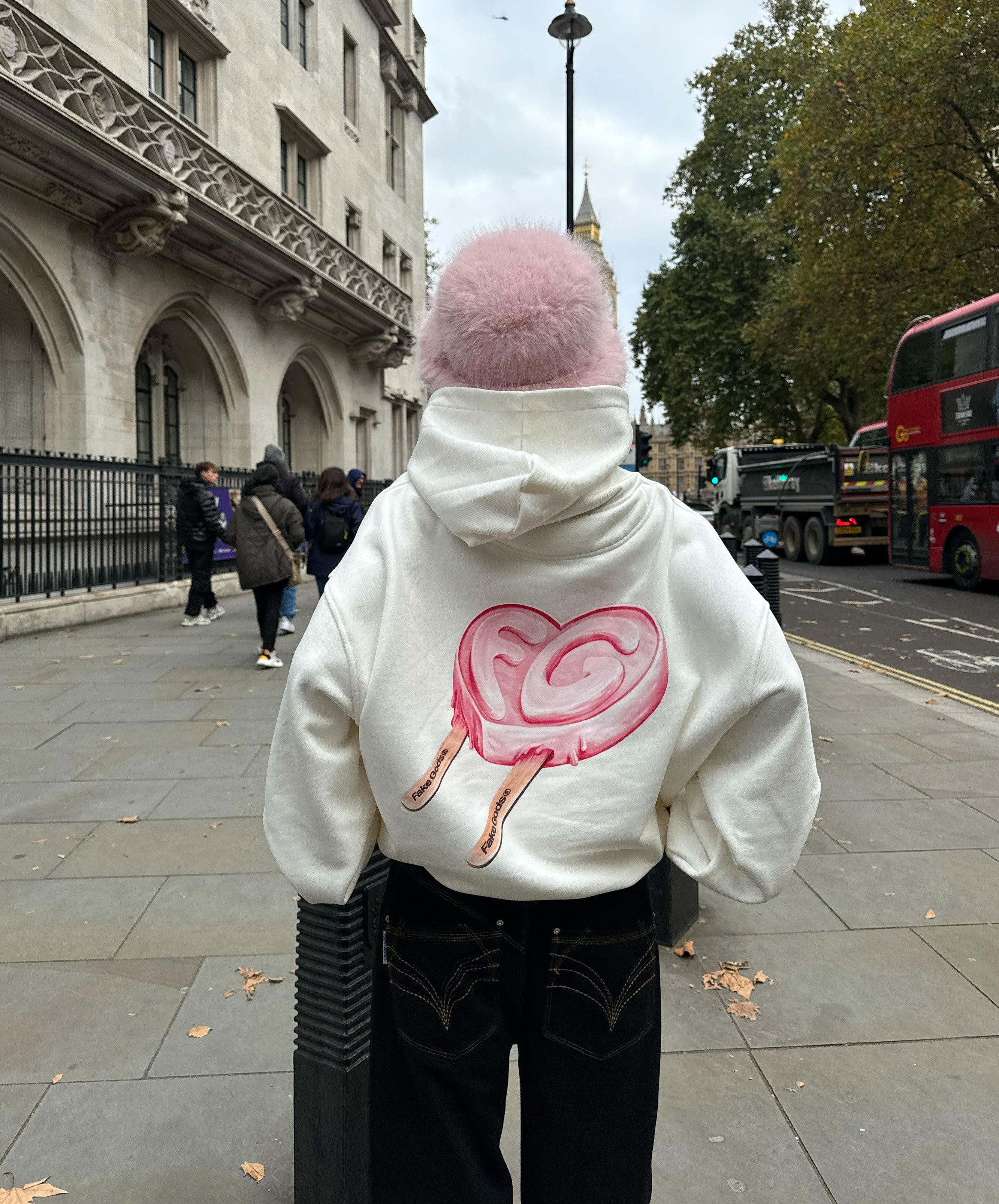 ICED HEART HOODIE CREAM