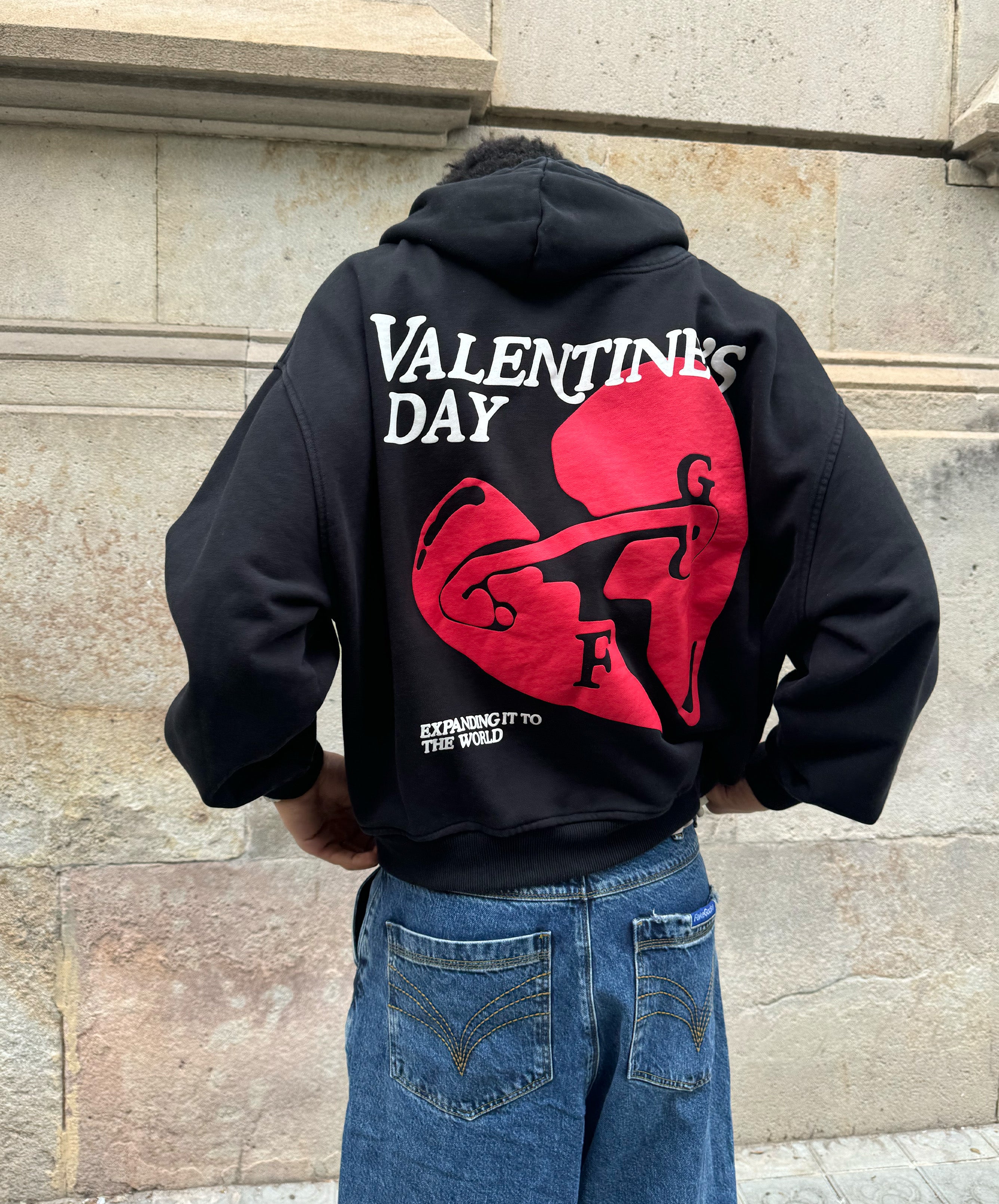 VALENTINE'S HOODIE BLACK